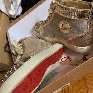 Red bottoms spikes on them lol